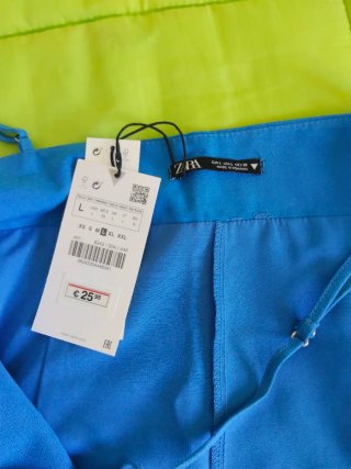 Mono corto Zara azul Talla L