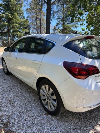Opel Astra 2014
