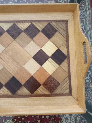 Vassoio in legno decorato