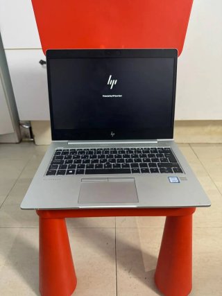 Portatile HP Elitebook i5 8ª Gen Touch