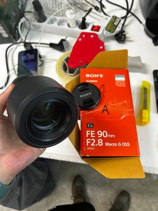 Sony FE 90mm f/2.8 Macro G OSS
