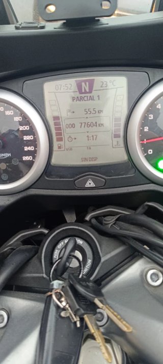 Triumph Trophy 1200 SE 2014 Plata
