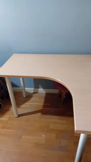 Mesa de estudio esquinera madera y metal