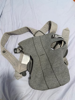 Mochila Portabebé BabyBjörn Gris