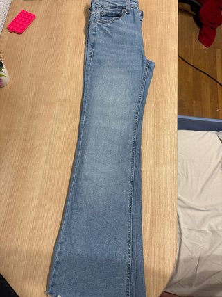 Pantalones vaqueros Mango