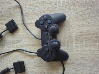 Playstation 2 Slim Nera + 2 Controller