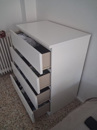 Cómoda 4 cajones Ikea blanca