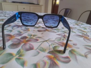 Occhiali da sole Guess da uomo neri e blu
