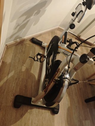 Bicicleta de Spinning con Ciclocomputador