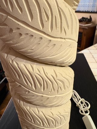 Lampada decorata / diffusore essenze in gesso