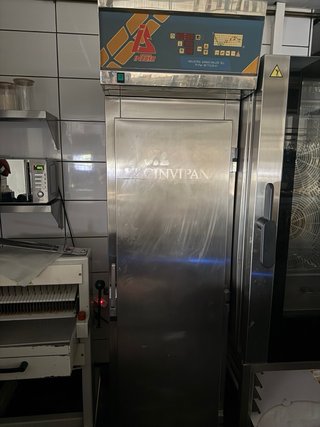 Cortadora de pan y fermentadora