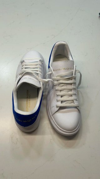Zapatos Alexander McQueen Blancos y Azules