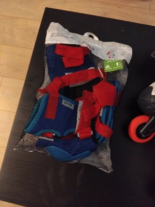 Patines en línea y protecciones