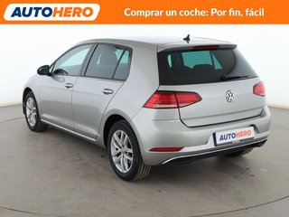 Volkswagen Golf 1.0 TSI Advance