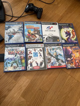 Console PlayStation 2 + Volante e Giochi