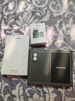 Samsung Galaxy Z Fold 8