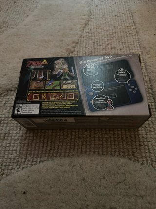Nintendo 2DS XL Hylian Shield Edition