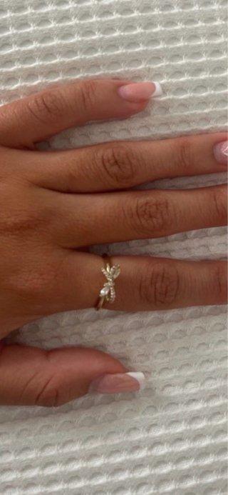 Anillo lazo con circonitas