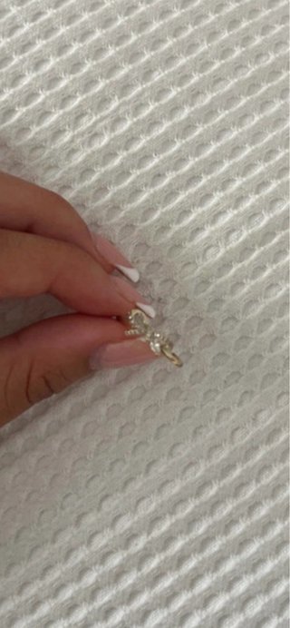 Anillo lazo con circonitas