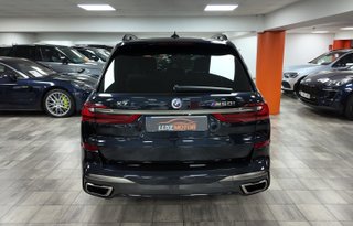 BMW X7 M50i