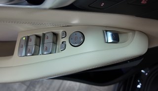 BMW X7 M50i