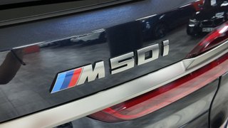 BMW X7 M50i