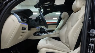 BMW X7 M50i