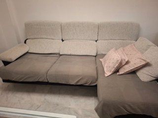 Sofá chaise longue gris y negro