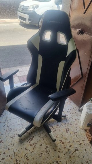 Sillón Gaming Newskill Negro y Gris