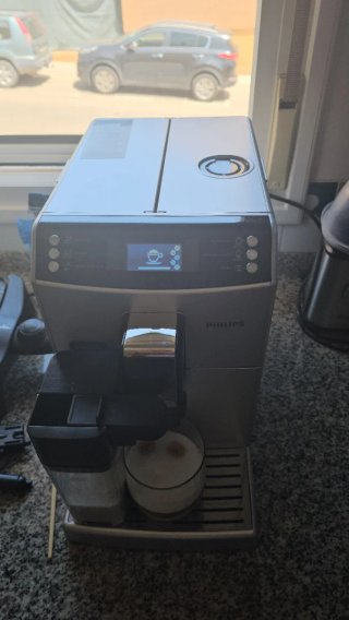 Cafetera Philips Serie 3100 Plata