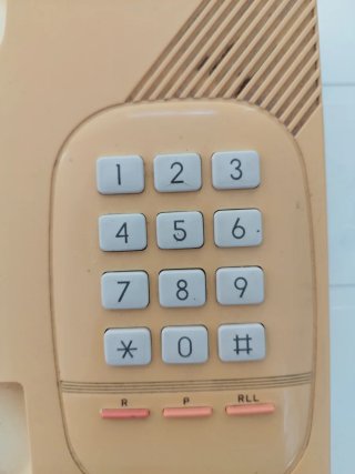 Teléfono fijo Telyco amarillo