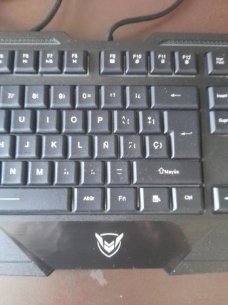 Teclado gaming negro