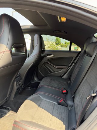 Mercedes-Benz CLA 220d AMG