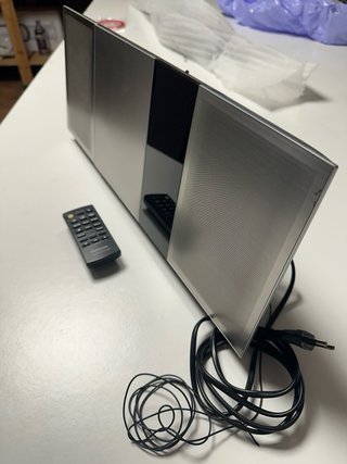 Equipo de Sonido Negro y Plateado