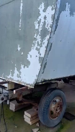 Vendo carreta