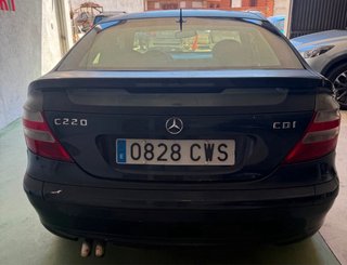Mercedes-Benz Clase C 2004
