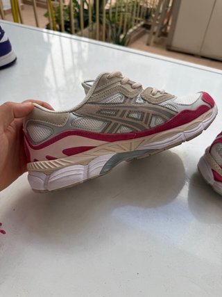 Asics Gel NYC Beige/Rosa