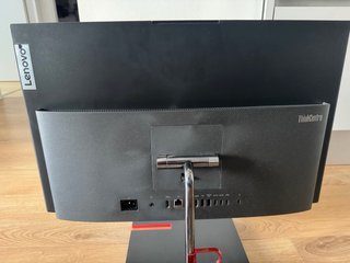 Lenovo ThinkCentre neo 50a Gen 4 AIO 24 NUEVO