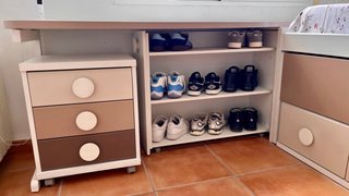 Dormitorio juvenil madera maciza impecable.
