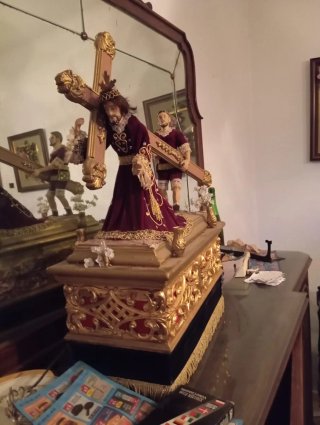 Trono nuestro padre Jesús