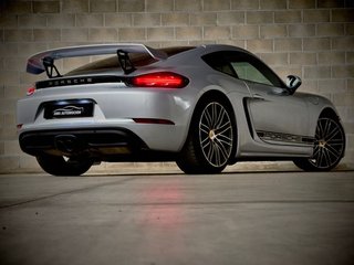 Porsche 718 Cayman PDK