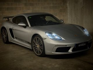 Porsche 718 Cayman PDK