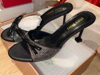 Tacchi Miu Miu Neri Lucidi