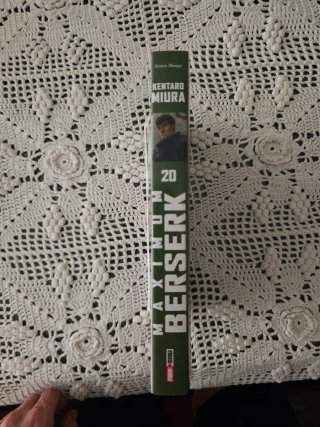 Reedición maximum berserk n.20