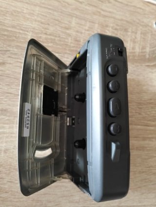 Walkman Sony WM-FX171 FM/AM Radio Cassette