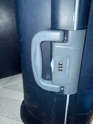 Maletas Roncato Azul marino.