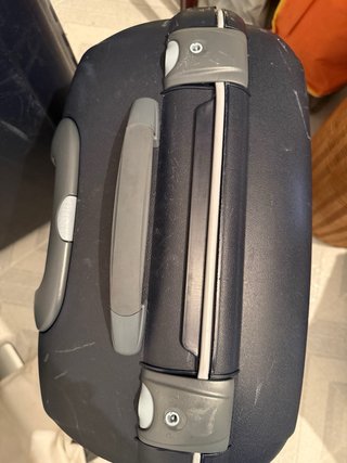 Maletas Roncato Azul marino.
