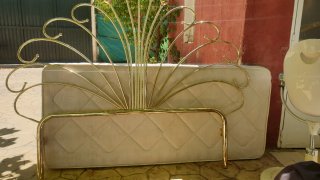 Cabecero vintage metal dorado años 80