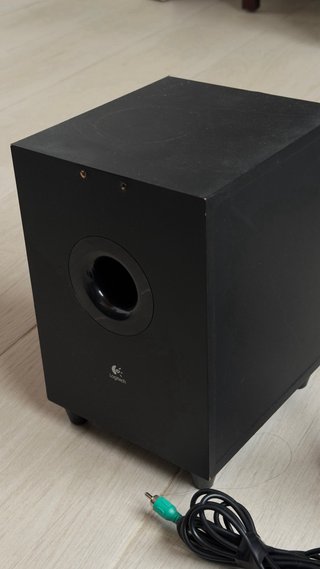 Logitech Z506 5.1 Subwoofer Altavoces