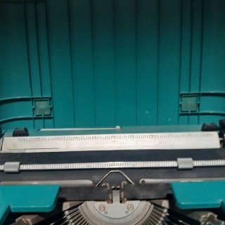 Olivetti Studio 4 Máquina Escribir Antigua